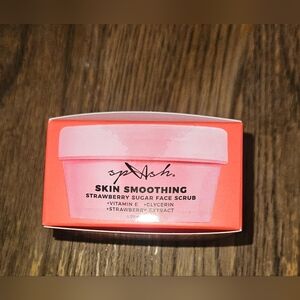 La Spash Skin Smoothing Strawberry Sugar Face Scrub - 1.77oz BNIB